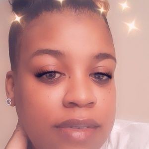 Meet your Posher, Ronisha